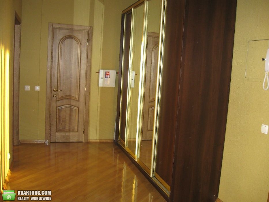 Rent out 2-room apartment. Киев,  Днепровская наб — photo 6
