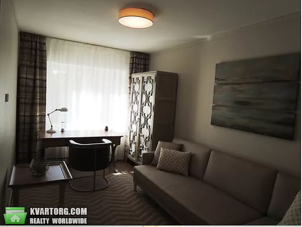 Rent out 3-room apartment. Киев,  Большая Васильковская — photo 7