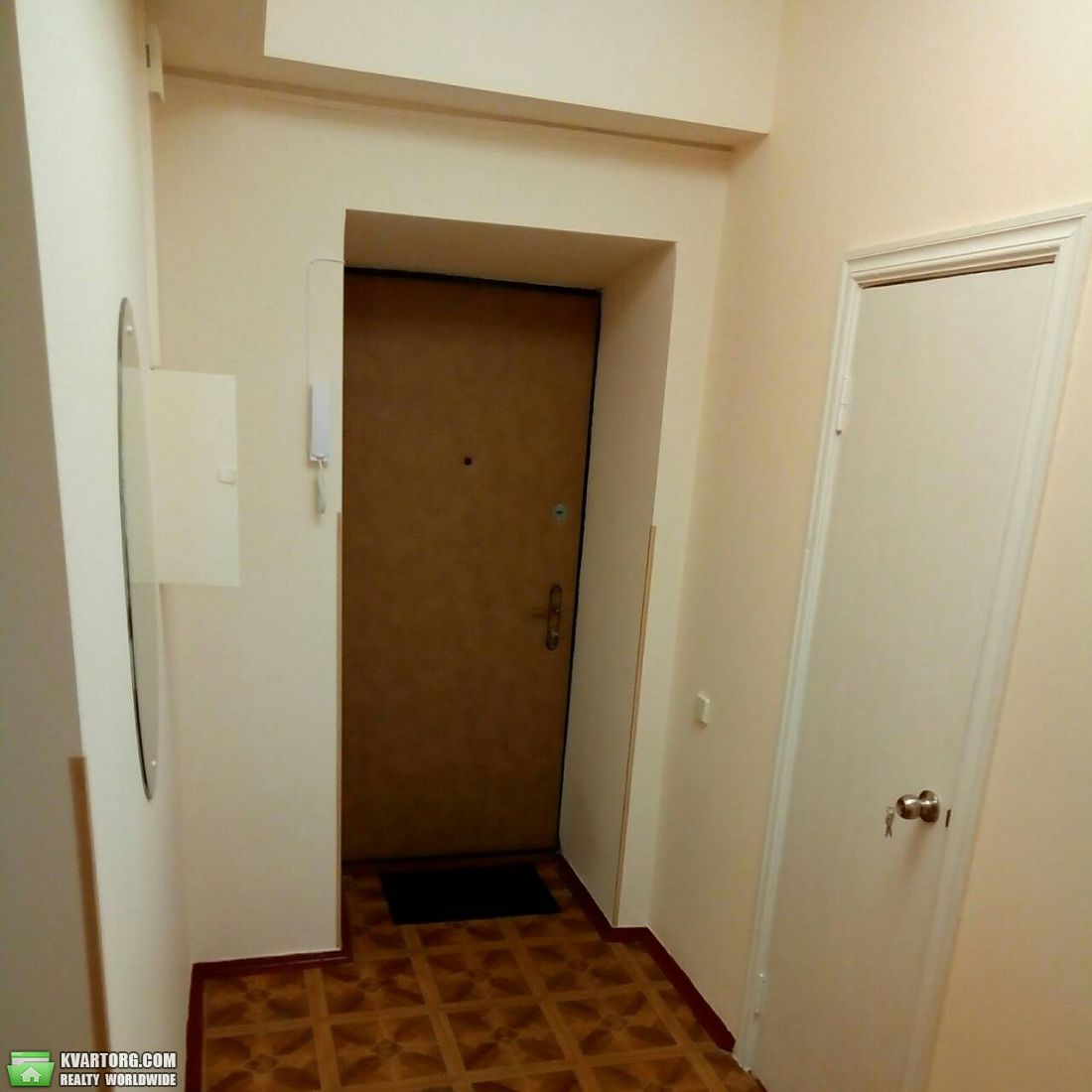 Rent out 1-room apartment. Киев,  Метрологическая — photo 2