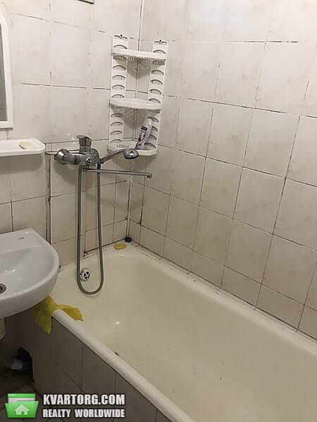 Sell 2-room apartment. Киев, Криилловская — photo 10