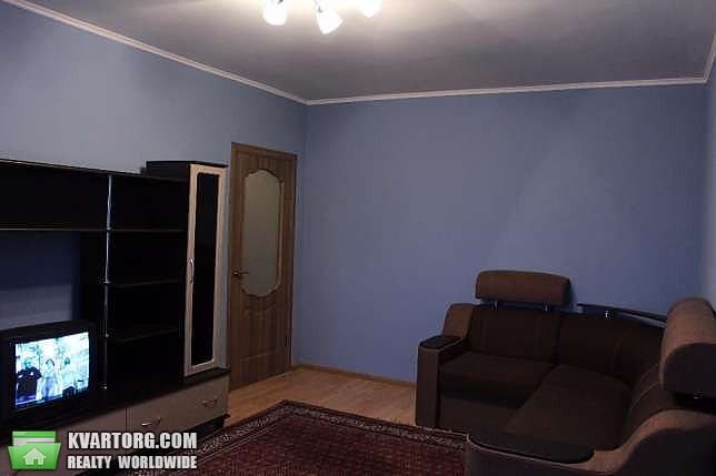 Rent out 3-room apartment. Киев, Ул. Волгоградская. — photo 2