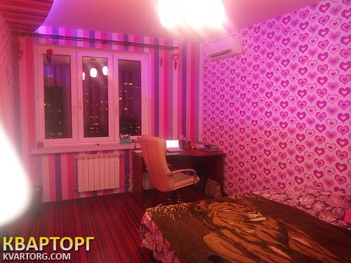 Rent out 3-room apartment. Киев,  Днепровская наб — photo 7