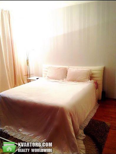 Rent out 2-room apartment. Киев,  Кадетский Гай — photo 1