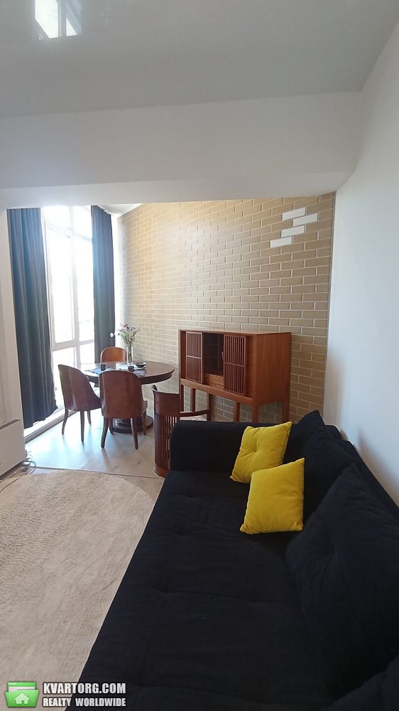 Rent out 1-room apartment. Киев, Залізнична — photo 4