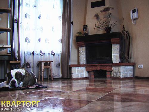 Rent out house. Киев,  Садовая Осокорки — photo 1
