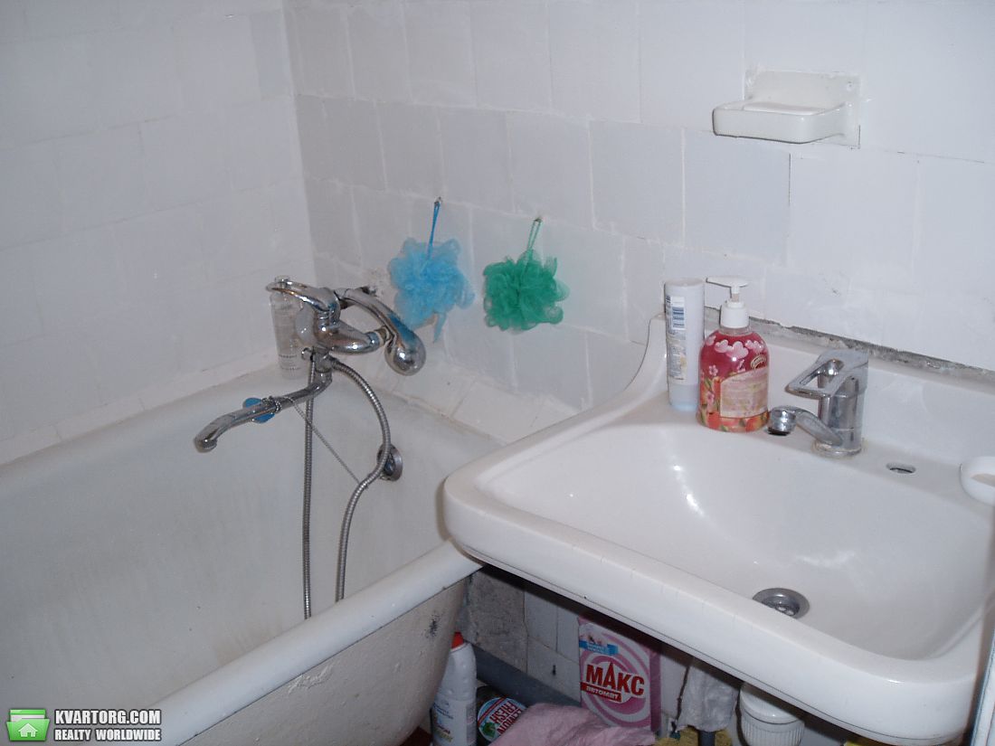 Sell 2-room apartment. Киев,  Метростроевская — photo 7