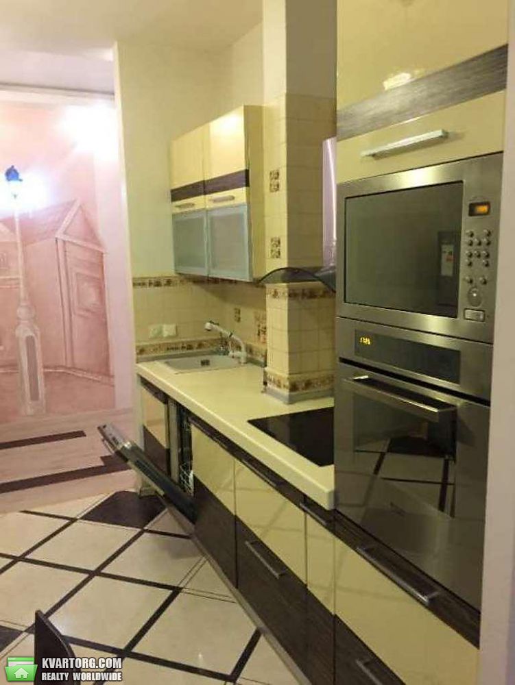 Rent out 2-room apartment. Киев, Коновальца — photo 5