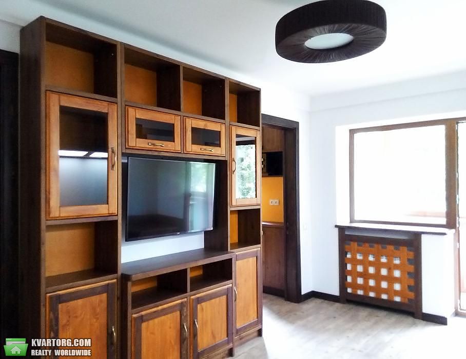 Rent out 2-room apartment. Киев,  Леси Украинки бул — photo 2