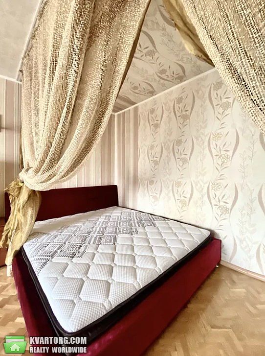 Rent out 1-room apartment. Киев,  Чешская — photo 3