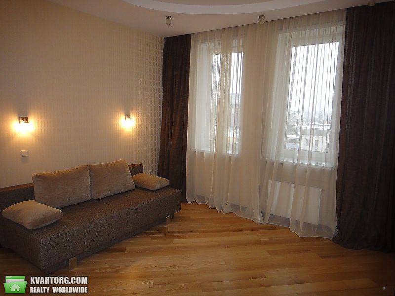 Rent out 3-room apartment. Киев,  Хоривая — photo 6