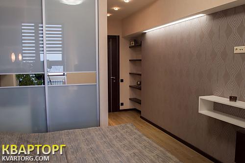 Sell 3-room apartment. Киев, Щорса — photo 1
