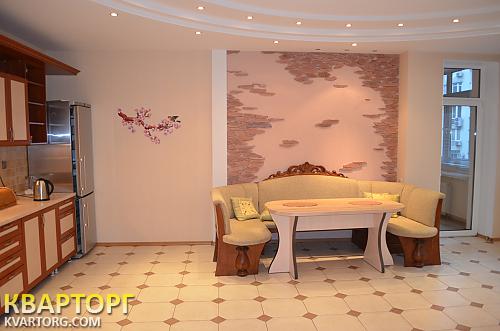 Rent out 3-room apartment. Киев,  Павловская — photo 6