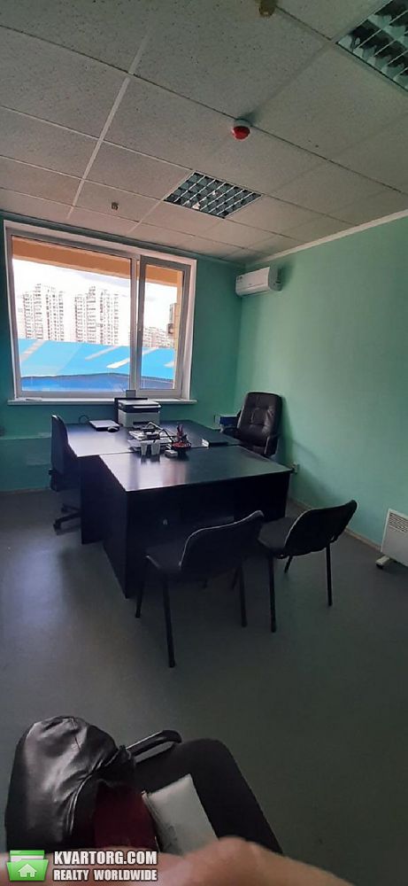 Rent out office. Киев,  Ревуцкого — photo 1