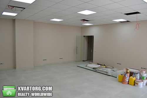 Rent out office. Киев, п-ке Задорожный — photo 1