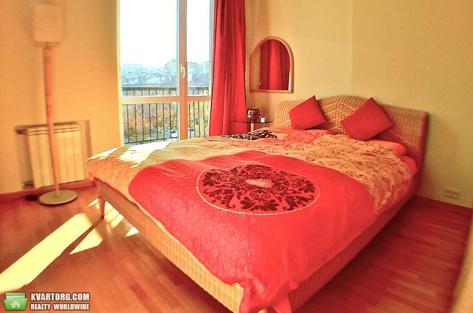 Rent out 2-room apartment. Киев,  Крещатик — photo 4