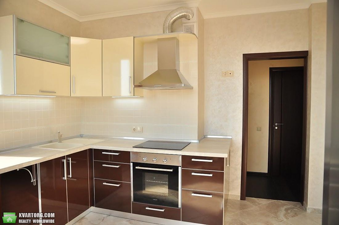 Rent out 2-room apartment. Киев,  Пчелки — photo 4