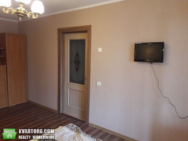Rent out 2-room apartment. Киев,  Машиностроительная — photo 8