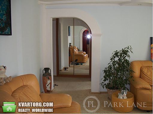 Sell 3-room apartment. Киев,  Жилянская — photo 1