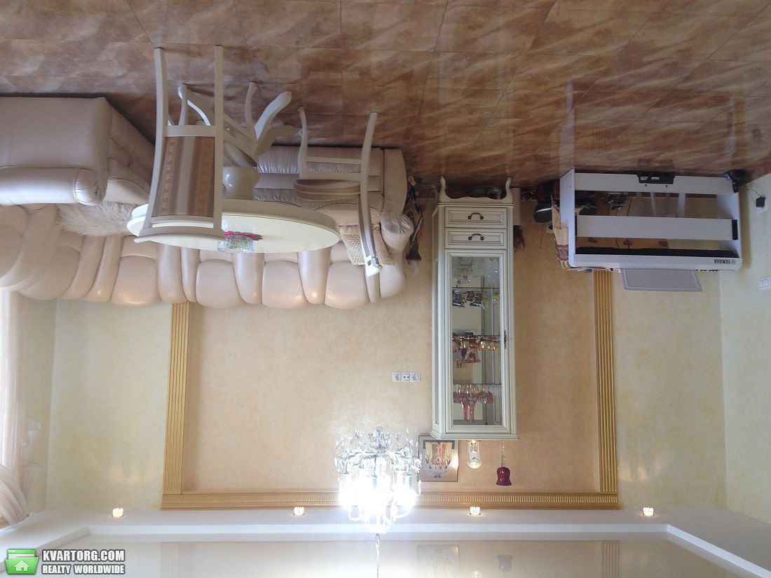 Sell 3-room apartment. Киев, Окипной — photo 1
