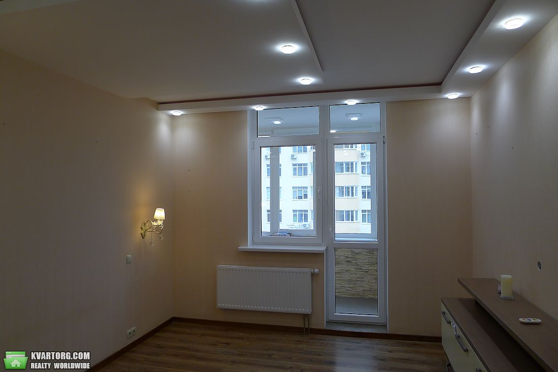 Sell 3-room apartment. Киев,  Воскресенская — photo 4