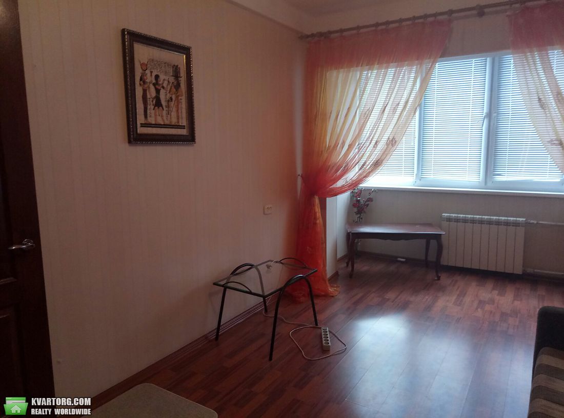 Rent out 1-room apartment. Киев,  Касияна — photo 5