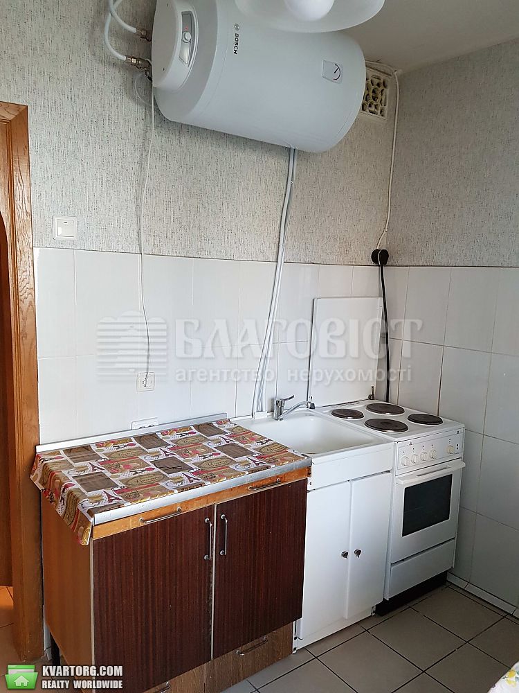 Rent out 1-room apartment. Киев,  Гришко — photo 10