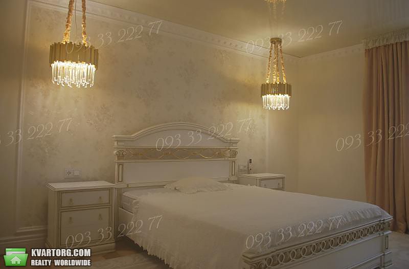 Rent out 4-room apartment. Киев, Нижний Вал — photo 2