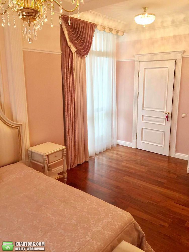 Sell 3-room apartment. Киев,  Зверинецкая — photo 2