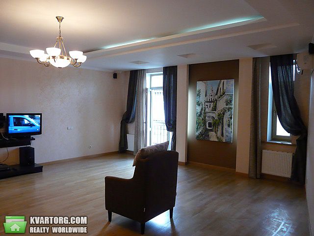 Sell 3-room apartment. Киев,  Щекавицкая — photo 1