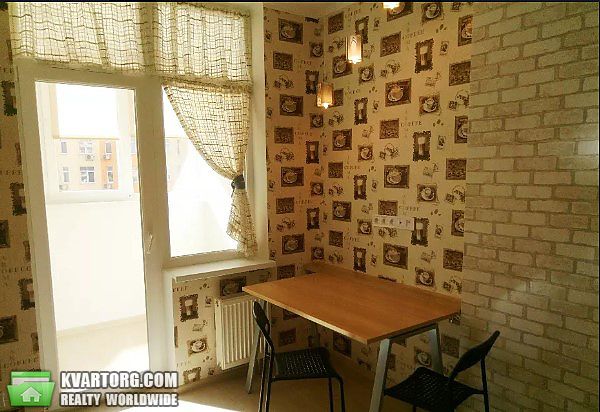 Rent out 1-room apartment. Киев, Семьи Кульженко — photo 5