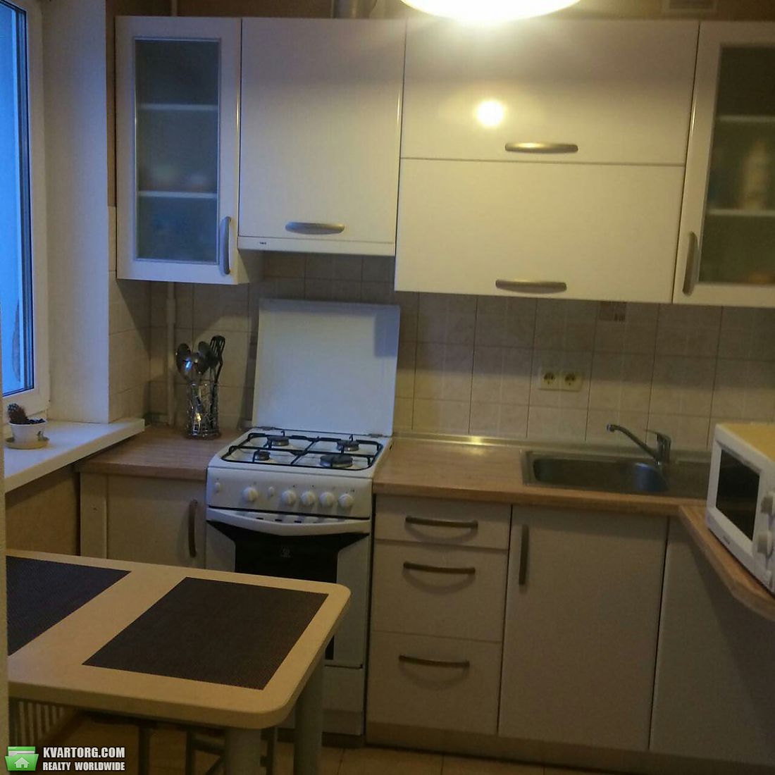 Rent out 2-room apartment. Харьков, пр-т Юбилейный — photo 1