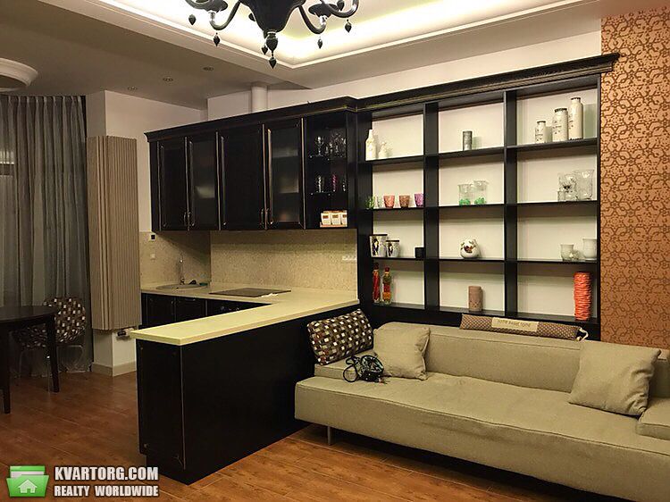 Rent out 1-room apartment. Одесса, Французский бульвар — photo 1