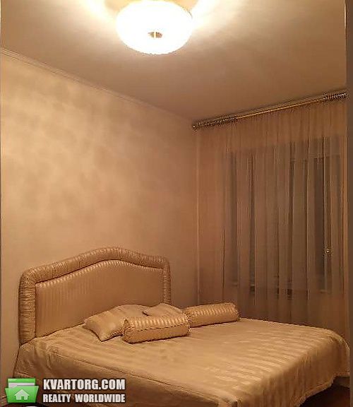 Sell 3-room apartment. Киев,  Мазепы — photo 1