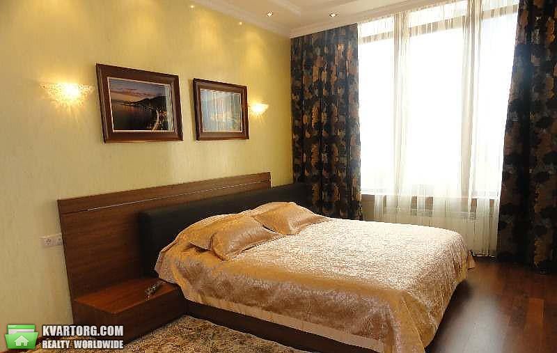 Rent out 3-room apartment. Киев,  Жилянская — photo 4