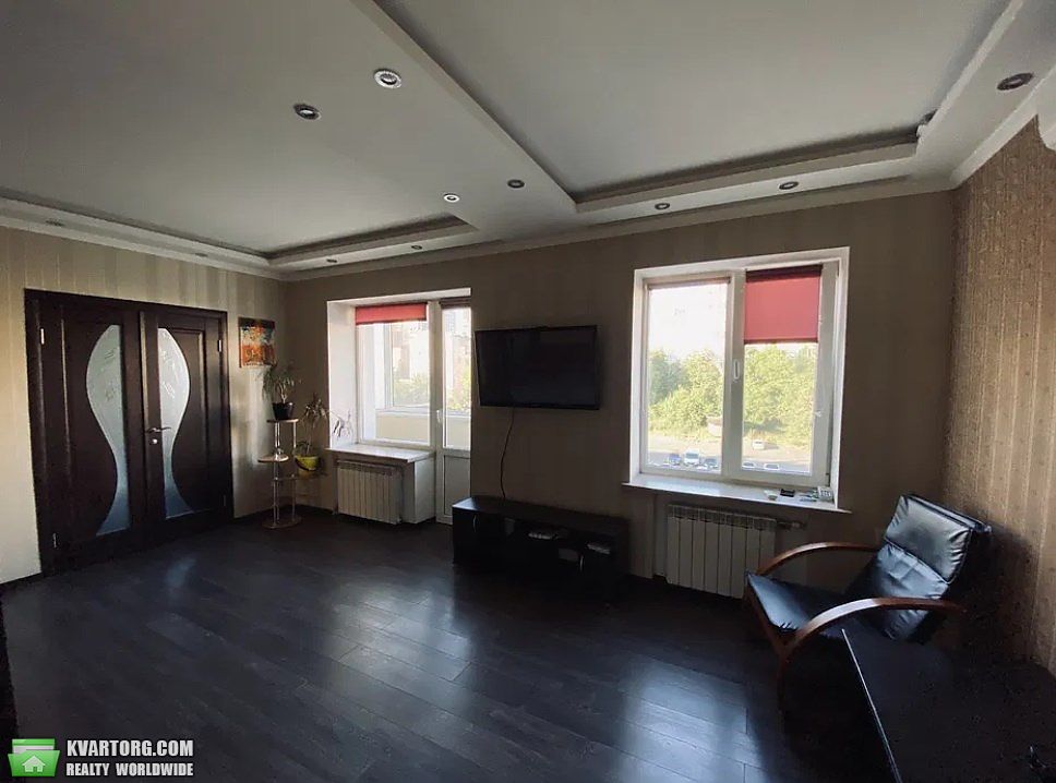 Rent out 2-room apartment. Киев,  Большая Васильковская — photo 2