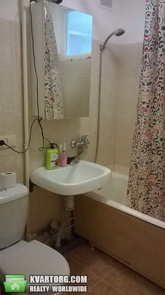 Sell 2-room apartment. Киев, Воссоединения пр — photo 3