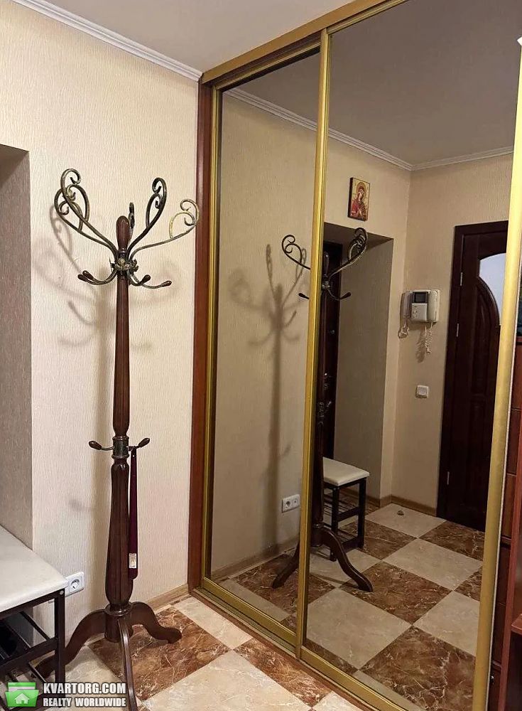 Rent out 2-room apartment. Киев, Харківське шосе — photo 3