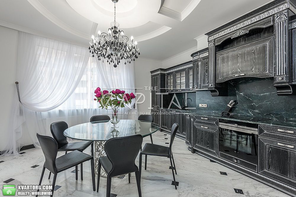 Sell 4-room apartment. Киев,  Старонаводницкая — photo 3