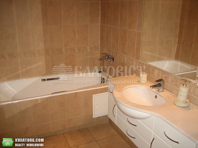 Rent out 3-room apartment. Киев, Феодоры Пушиной — photo 4