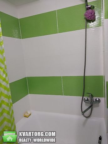 Rent out 2-room apartment. Киев,  Миропольская — photo 10
