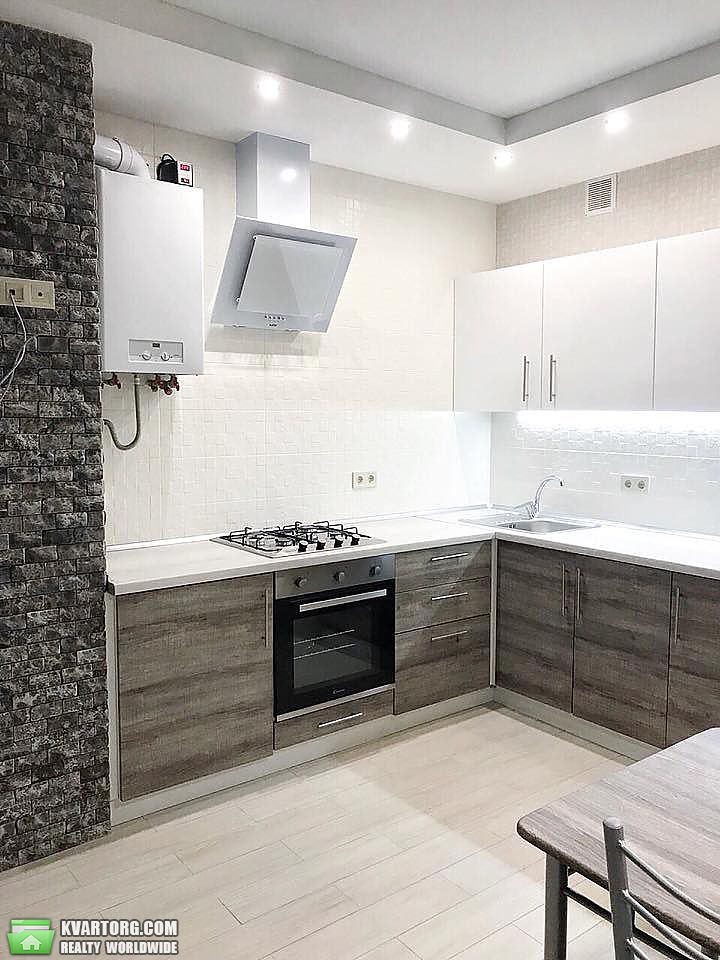 Rent out 1-room apartment. Киев, Практична — photo 1