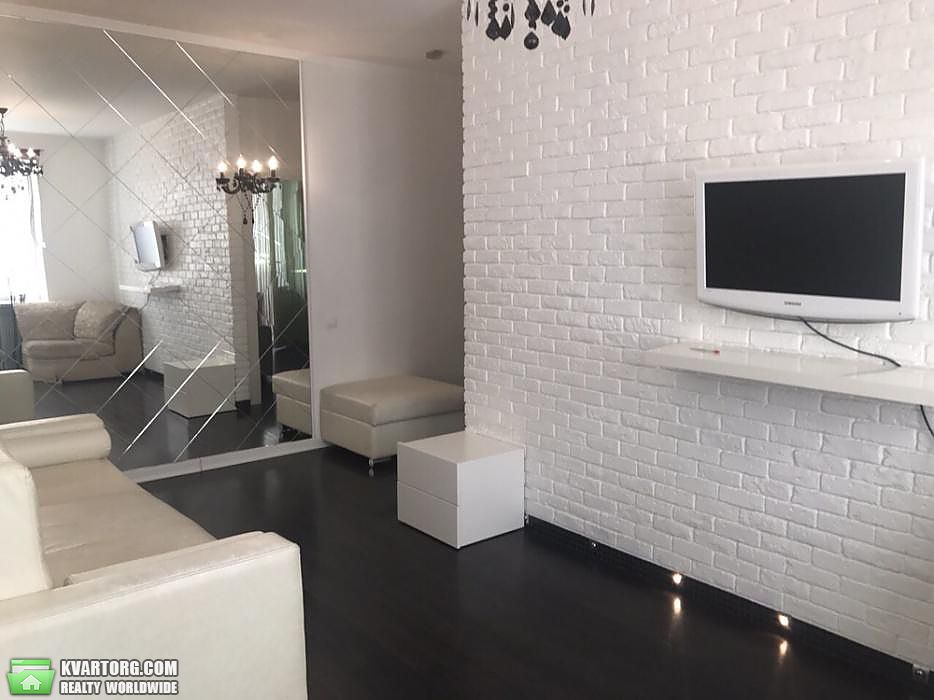 Rent out 3-room apartment. Киев,  Большая Васильковская — photo 2