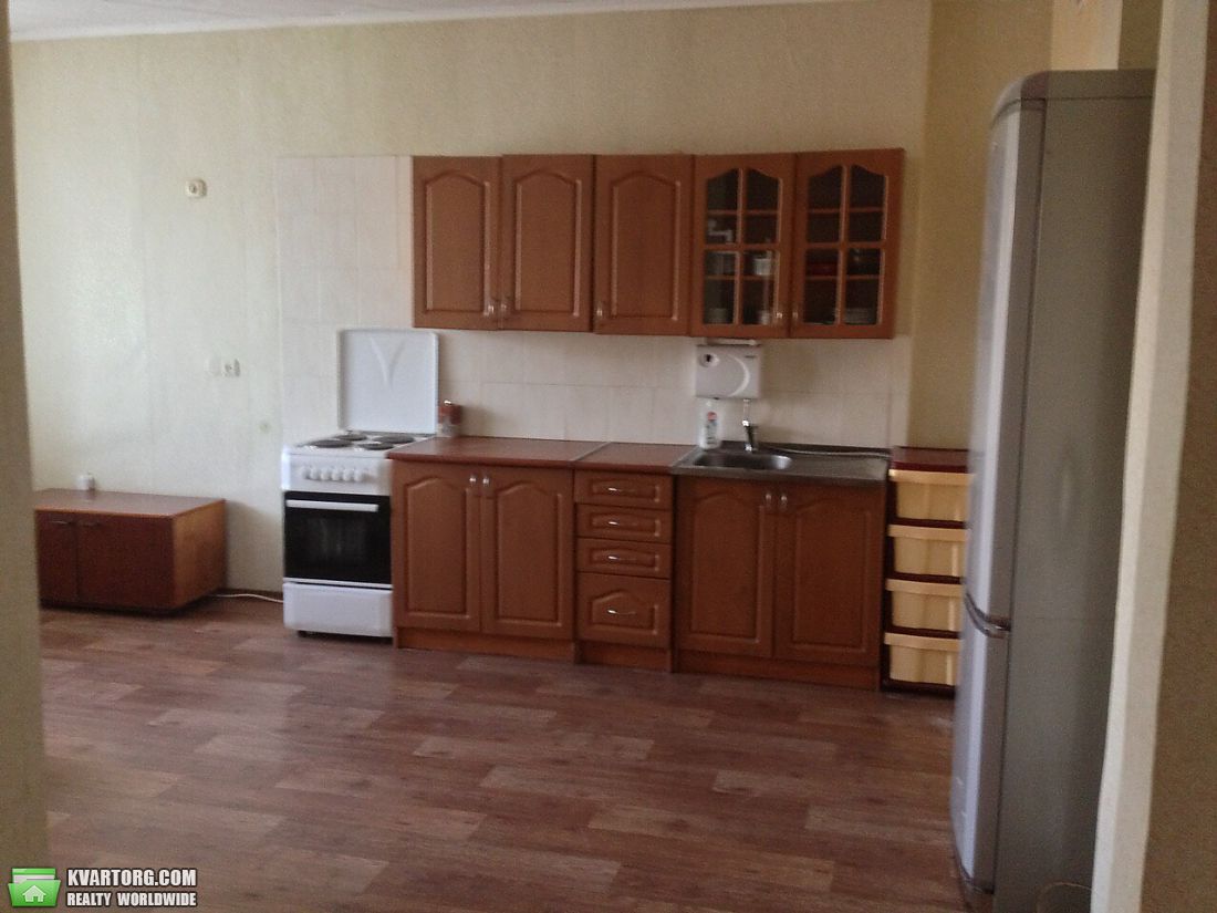 Rent out 2-room apartment. Киев,  Коломиевский пер — photo 2