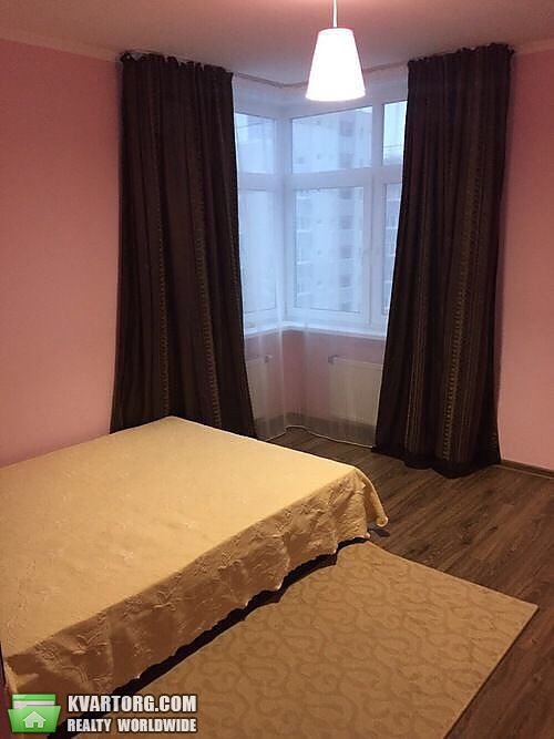 Rent out 2-room apartment. Киев,  Чавдар — photo 8