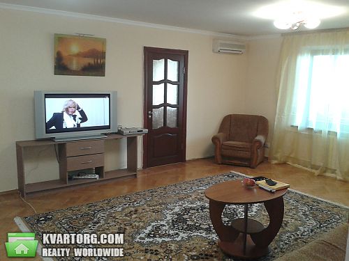 Rent out 3-room apartment. Киев, Декабристов — photo 2