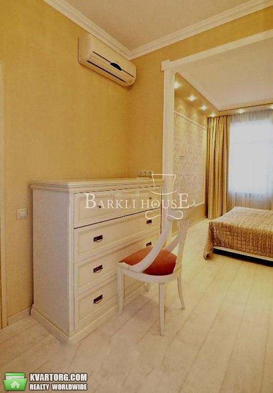 Rent out 2-room apartment. Киев,  Щекавицкая — photo 8