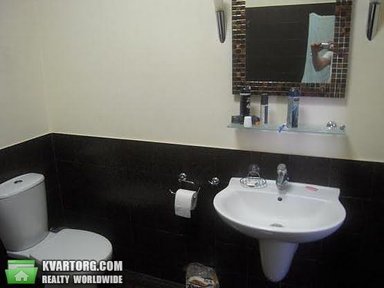 Rent out 2-room apartment. Киев, льва толстого — photo 7