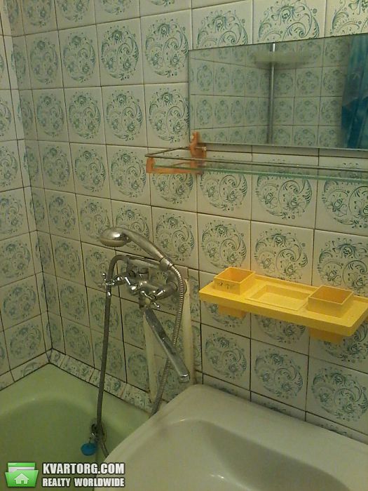 Rent out 2-room apartment. Киев, Свободы — photo 7