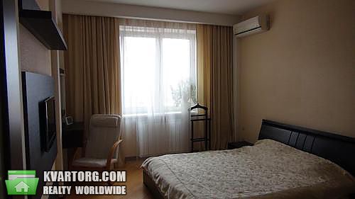 Rent out 3-room apartment. Киев, Героев Сталинграда пр — photo 5