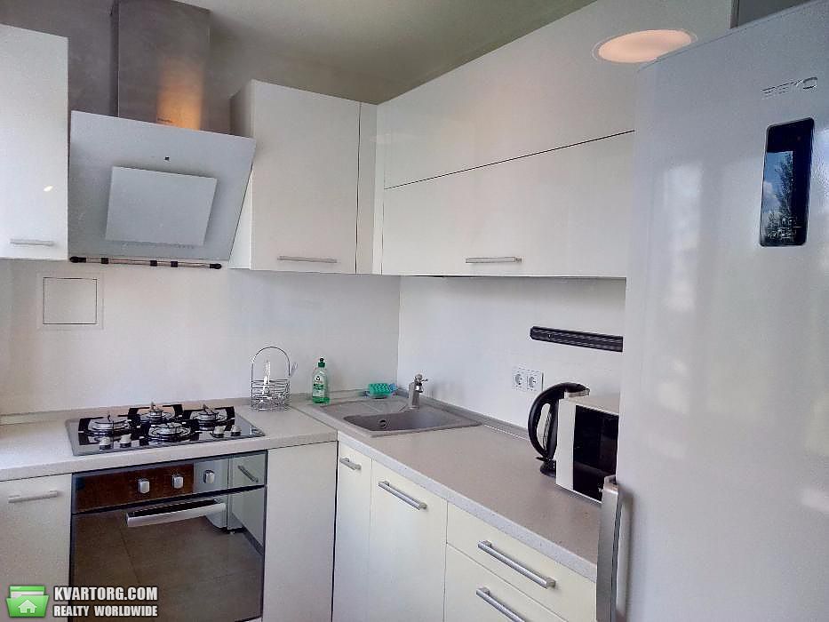 Rent out 3-room apartment. Киев,  Леси Украинки бул — photo 5